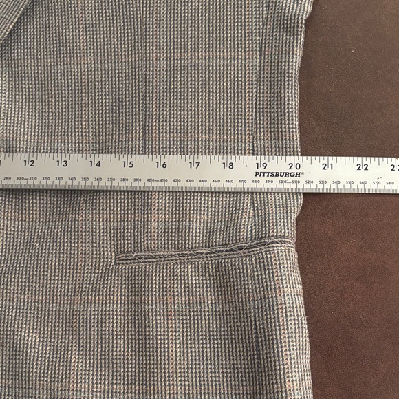 Cellini Collection Gray w/ Blush/Blue accents Men's Blazer - Picture 9 of 16